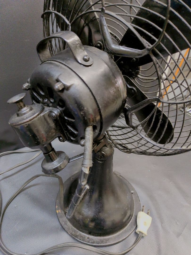 動作品 芝浦製作所 扇風機 C-7032? 4枚羽 昭和レトロ　M2844