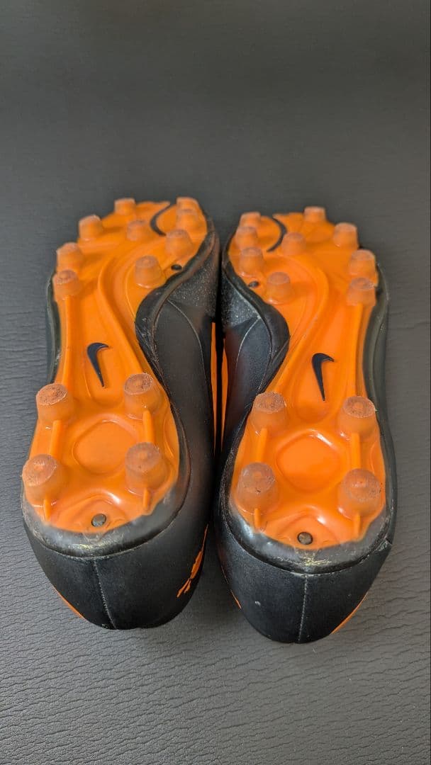 ①ナイキ NIKE ハイパーヴェノム ファタル HG サッカースパイク