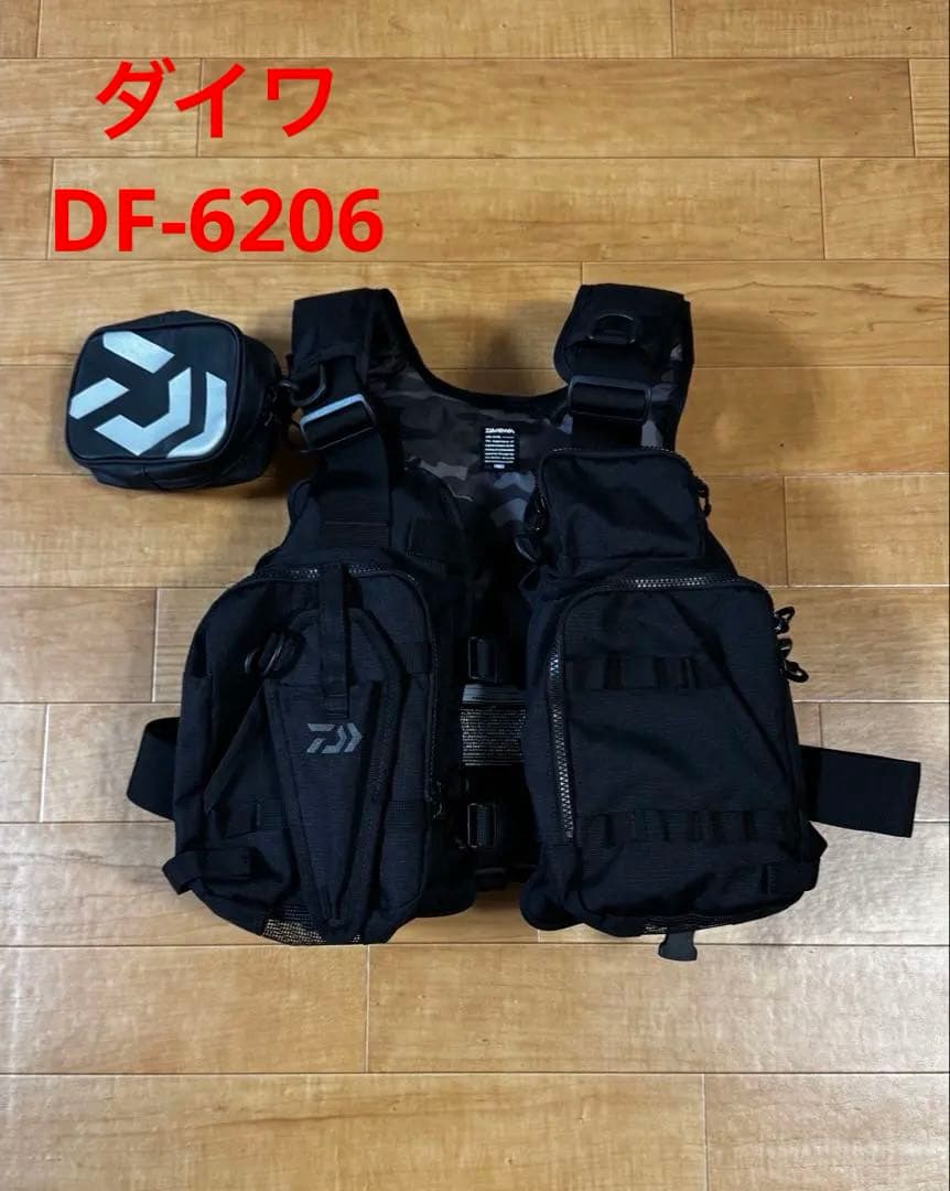 新品　フローティングジャケット　ダイワ　黒　DF-6206