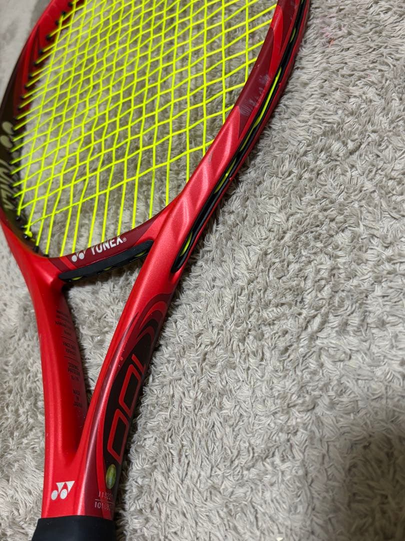 YONEX VCORE 100 テニスラケット　LG2