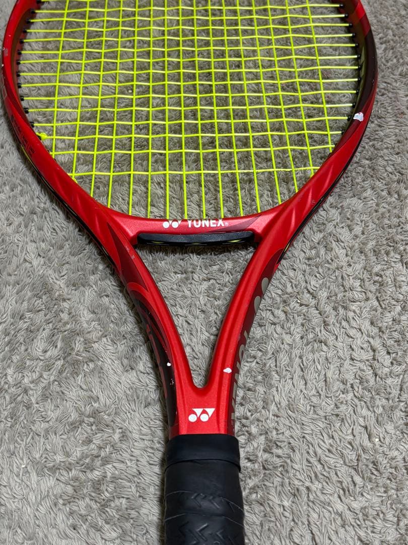 YONEX VCORE 100 テニスラケット　LG2