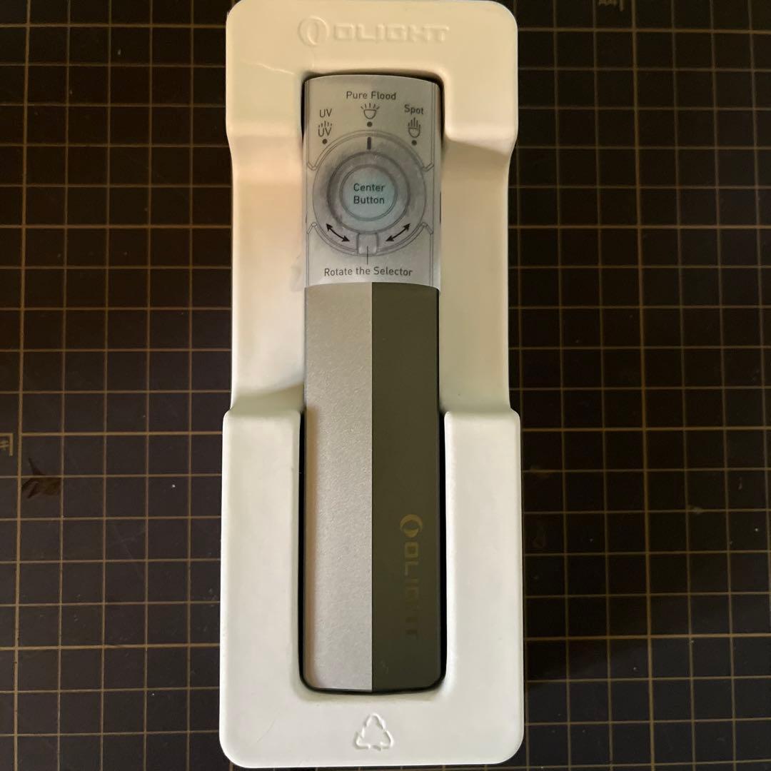 OLIGHT Ark Pro ツートンカラー