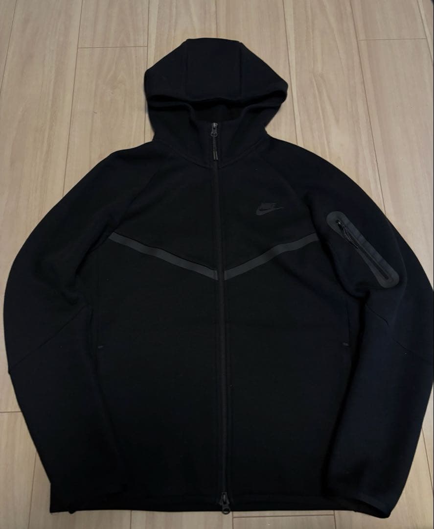Nike ナイキテックフリース　セットアップ　Mサイズ　黒