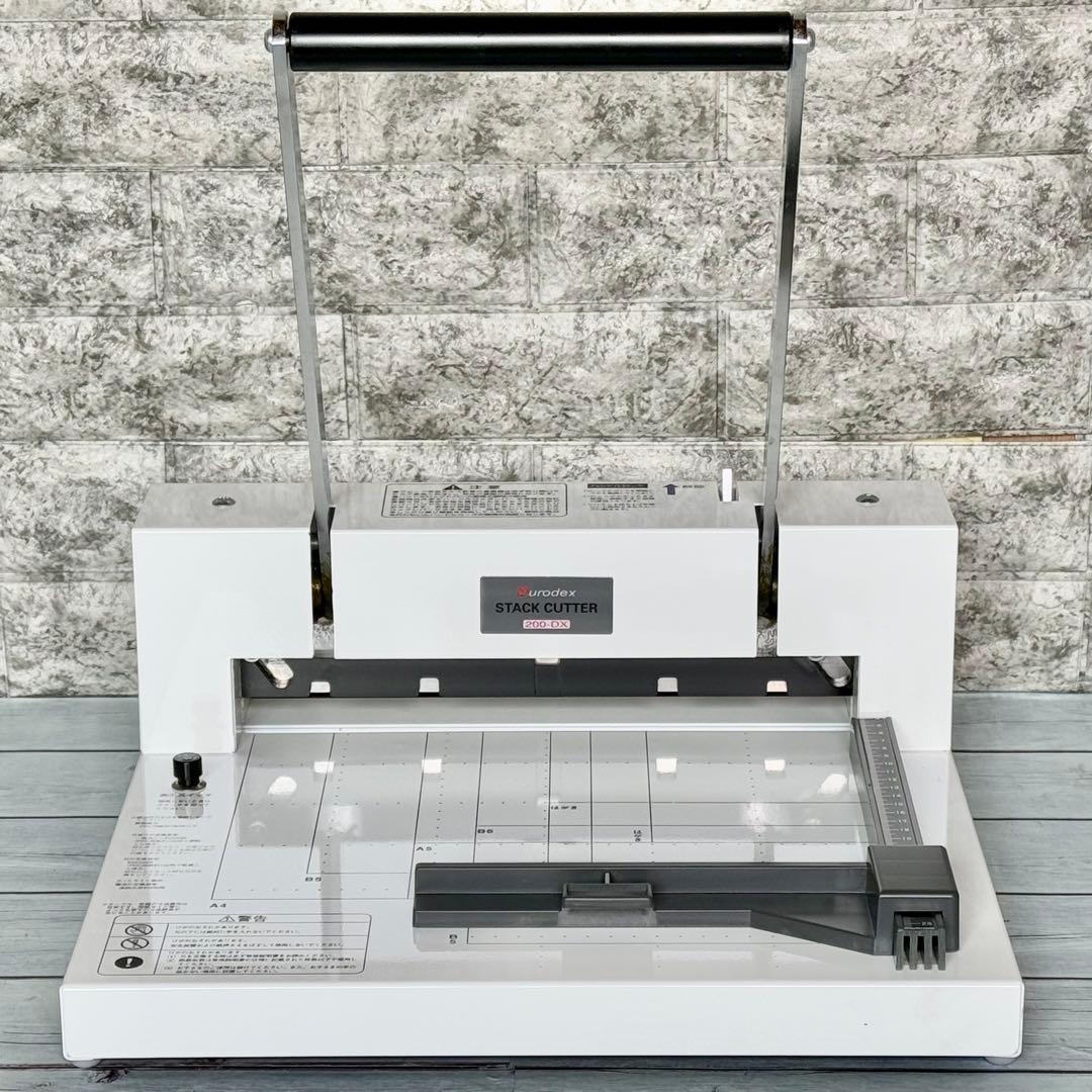 デューロデックス「200-DX」手動式パーソナル断裁機
