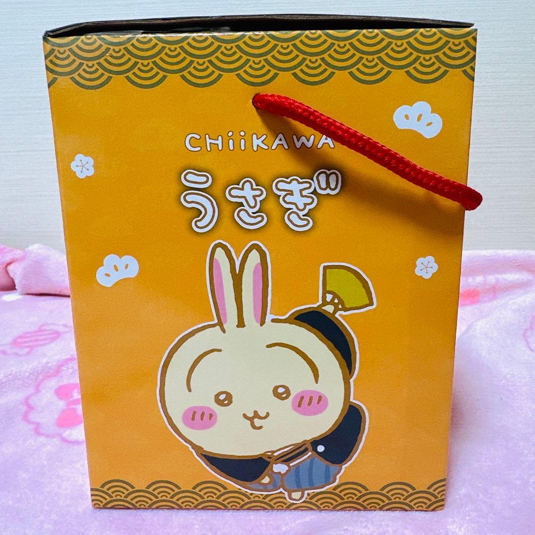 ちいかわ　台湾限定　だるま形　貯金箱とグミセット　うさぎ　当日発送可能