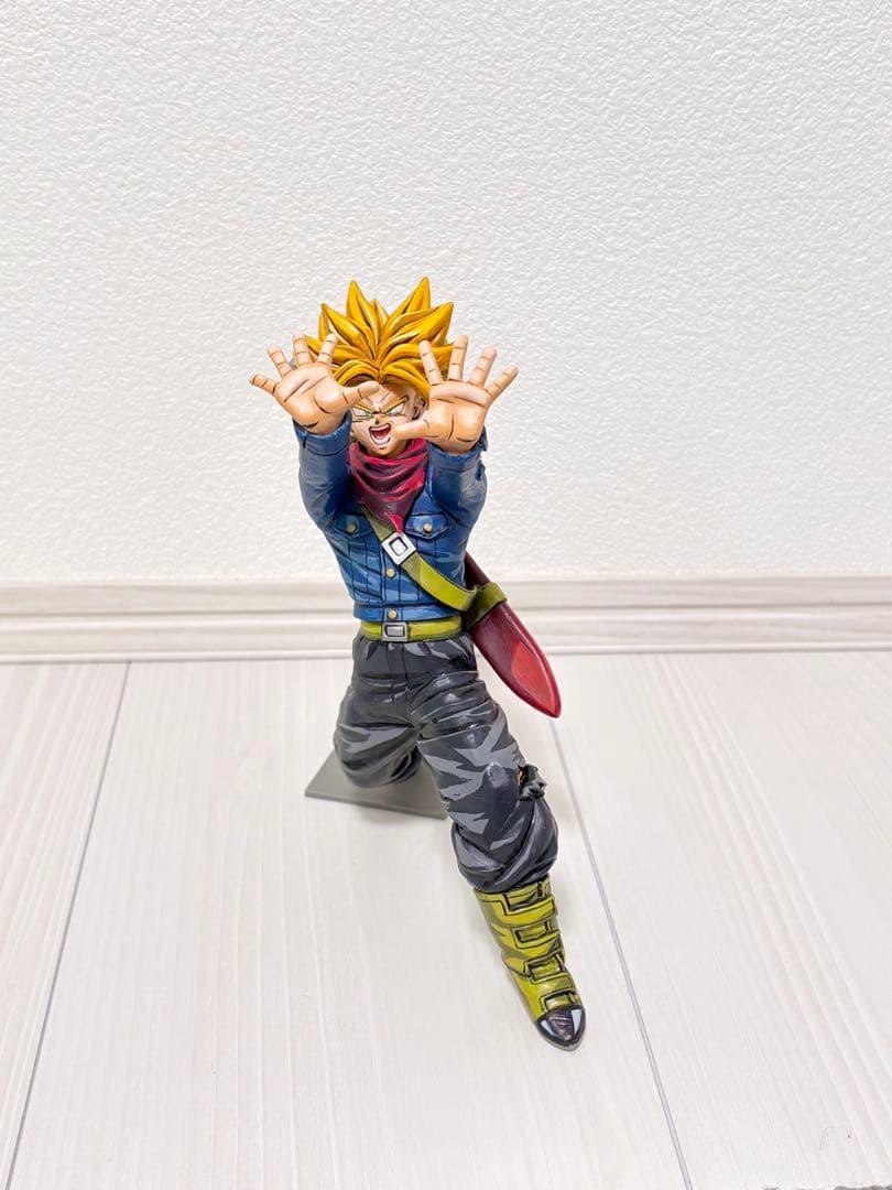 ドラゴンボール 渾身の一撃 トランクス フィギュア 二次元リペイント