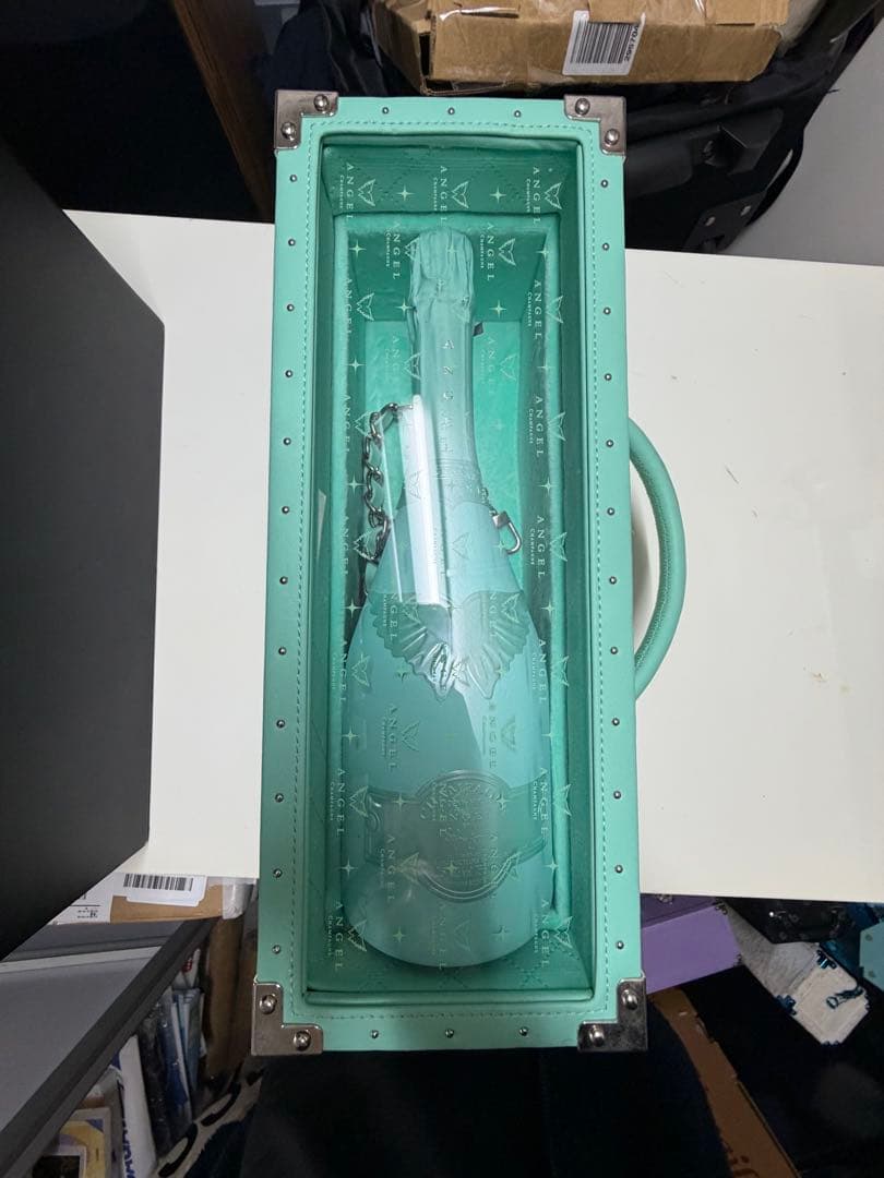 Angel Champagne ミントグリーン 750ml