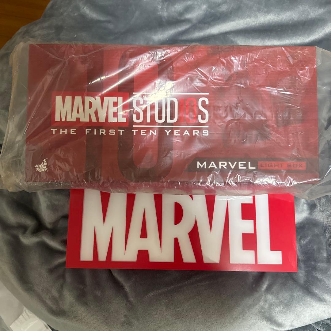 マーベル　ロゴライト　ホットトイズ　 大きいサイズ
