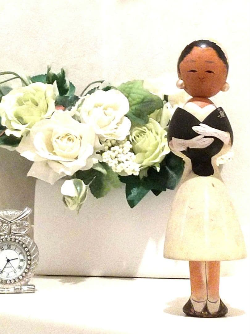 「皇太子妃美智子さまこけし人形」と「皇室読本」（講談倶楽部昭和34年2月号付録）