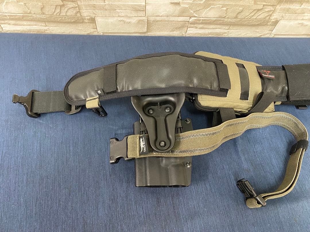 BIGFOOT製 T.REX ARMS ベルト　Mサイズ