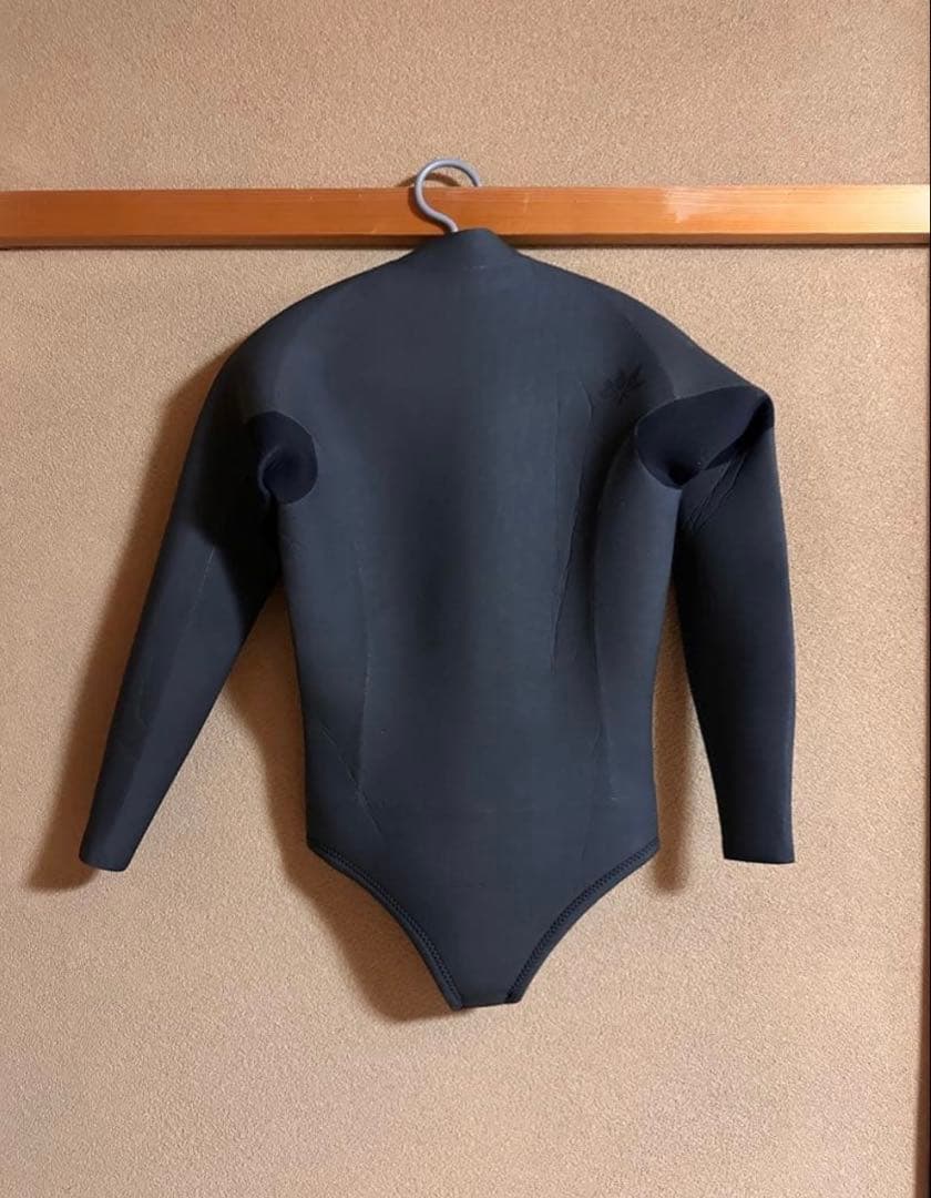 culi！ロングスリーブスプリングウェットスーツ S〜L ブラック