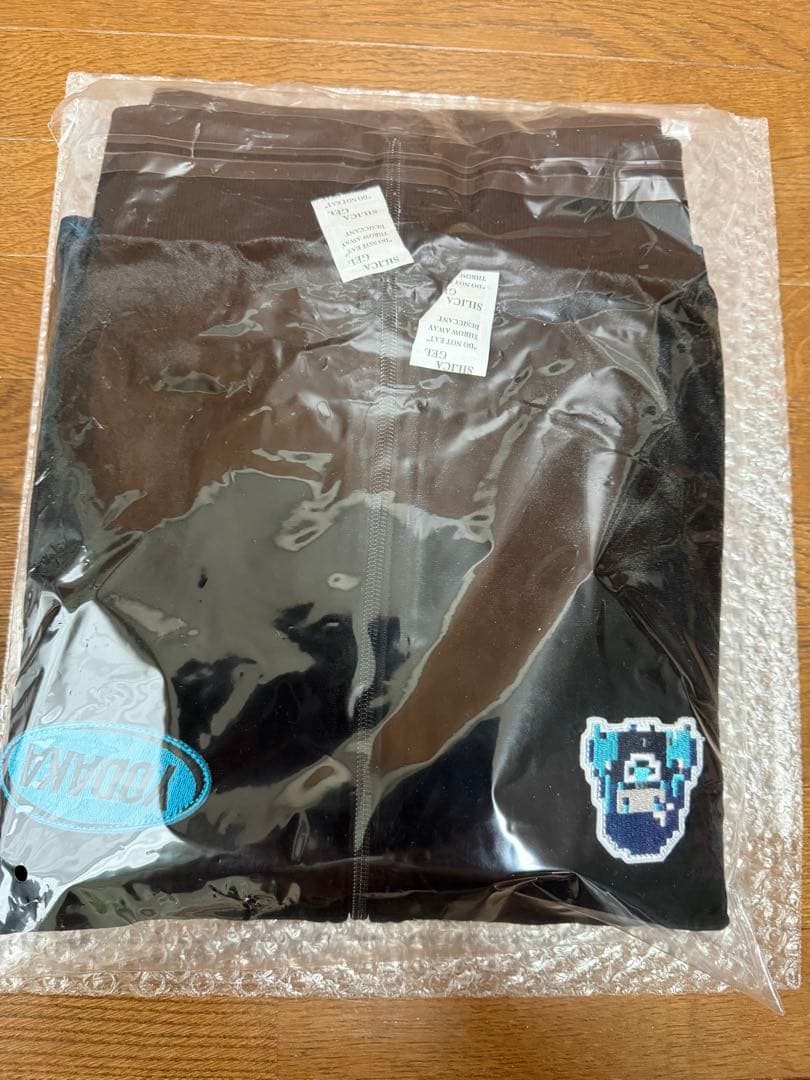 Ado トラックジャケット XL