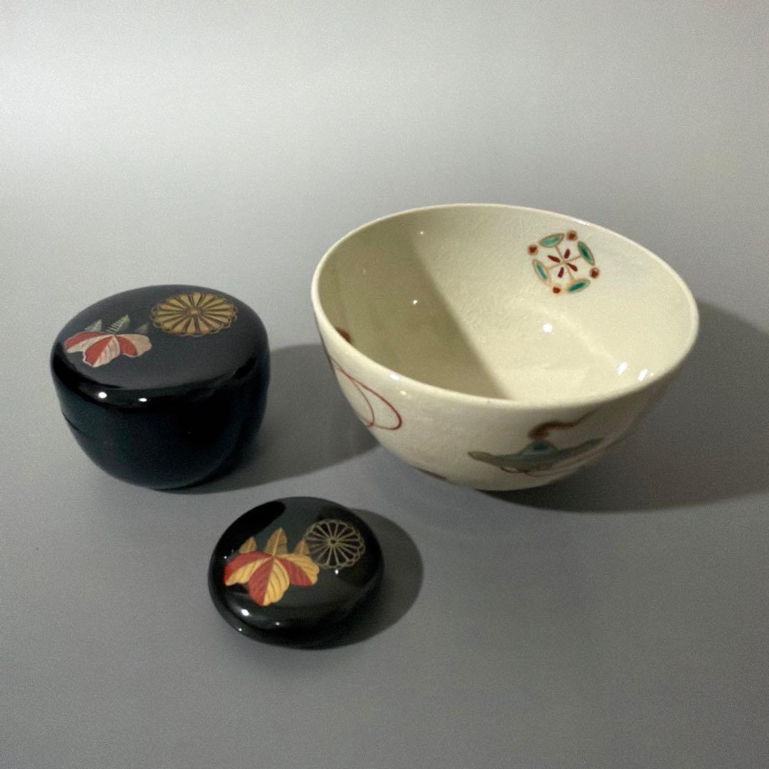 m*i様 茶道具 利休型 茶箱 吉祥紋茶碗(清閑寺) 器据 和敬板 解説書 他