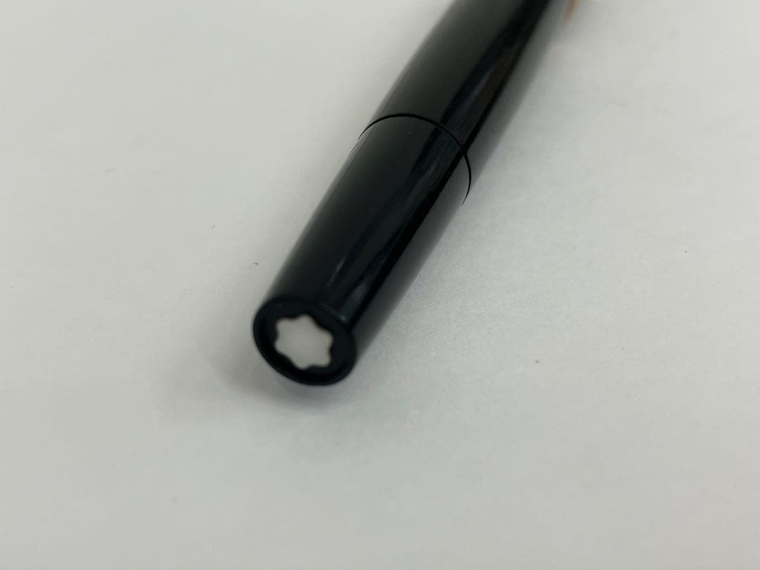 Mont Blanc 万年筆 NO 22 黒