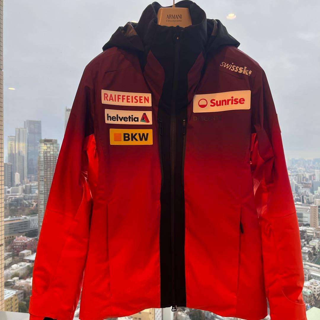 swiss ski フード付きジャケット 赤黒