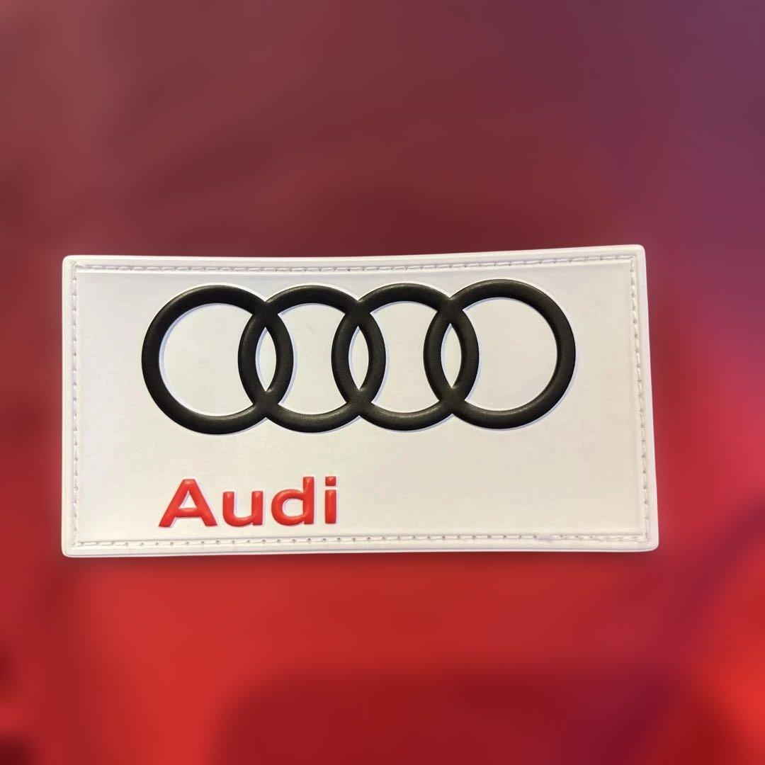 swiss ski フード付きジャケット 赤黒