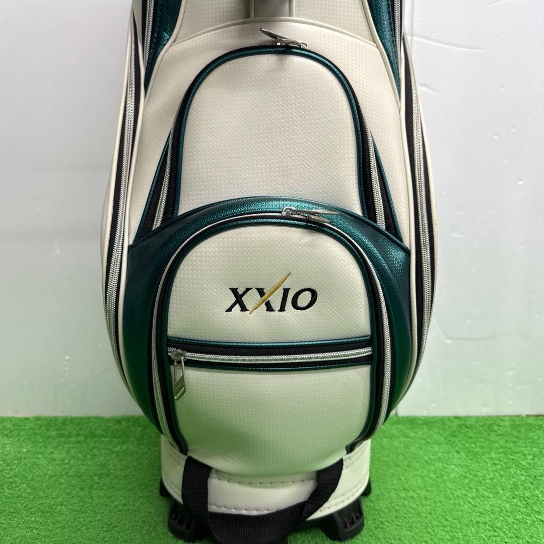 ゼクシオ XXIO ゴルフバック キャディバック　8インチ ホワイト　中古