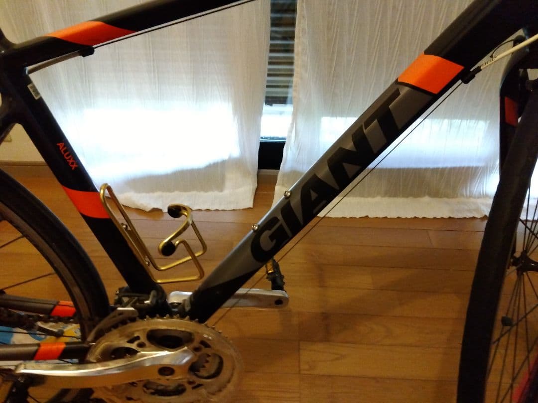 GIANT クロスバイク CROSTAR ブラック/オレンジ