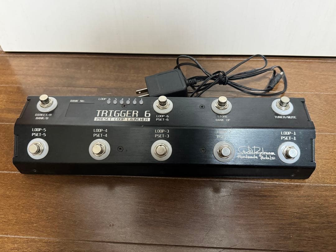 TRIGGER 6 studio daydream スイッチャー