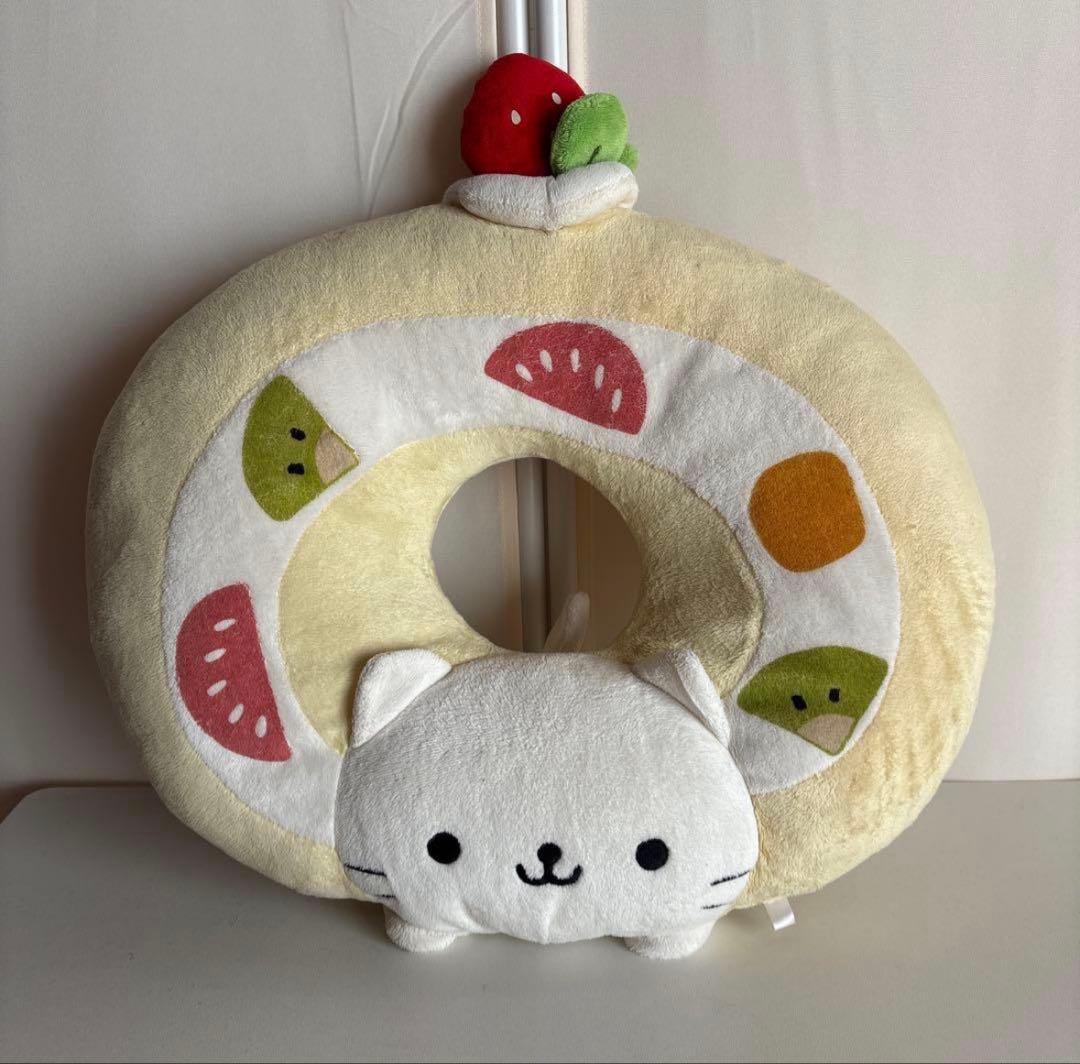 にゃんにゃんにゃんこ ドーナツ型クッション レア