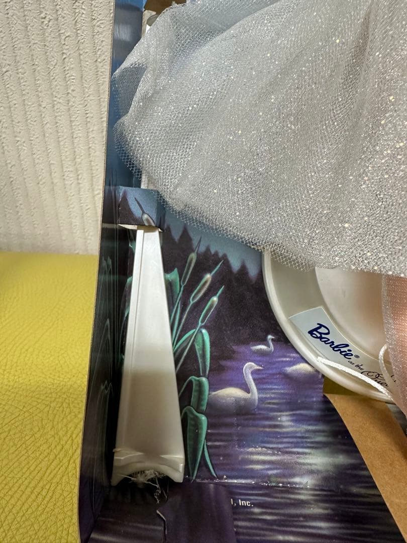 バービー　スワン　クイーン　Barbie swan lark