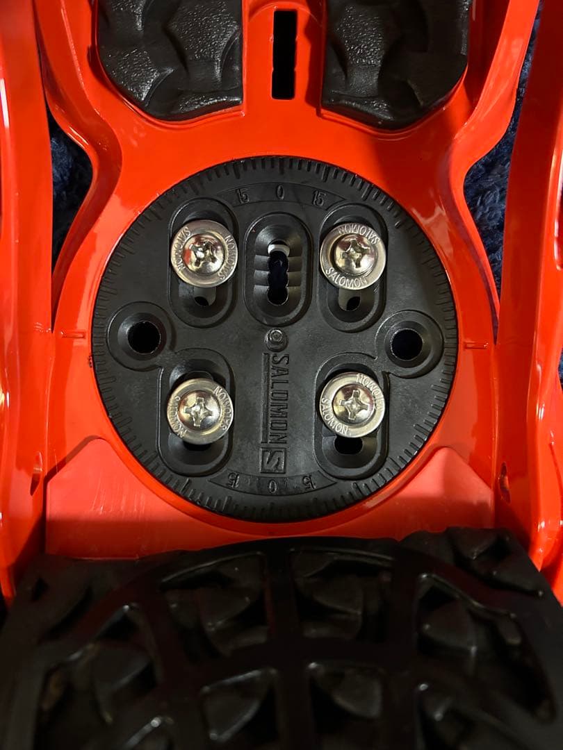 【新品】SALOMON サロモン スノーボードビンディングrhythm sサイズ