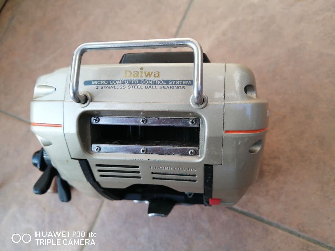 電動リール ダイワ タナコム SS 60イカ釣り名人