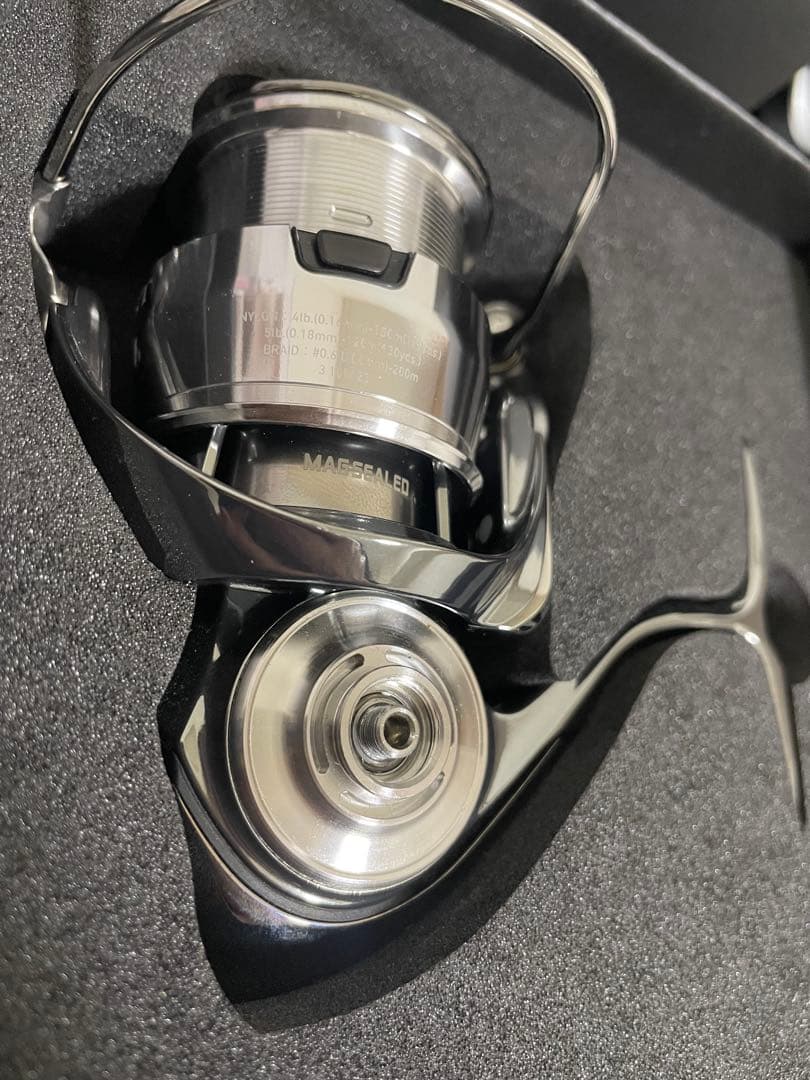 ダイワ 22 イグジスト　LT2500S-XH