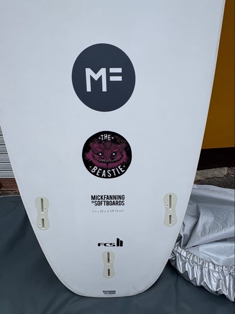 Mick FanningThe Beastie 7'0\" ファンボード手渡しのみ