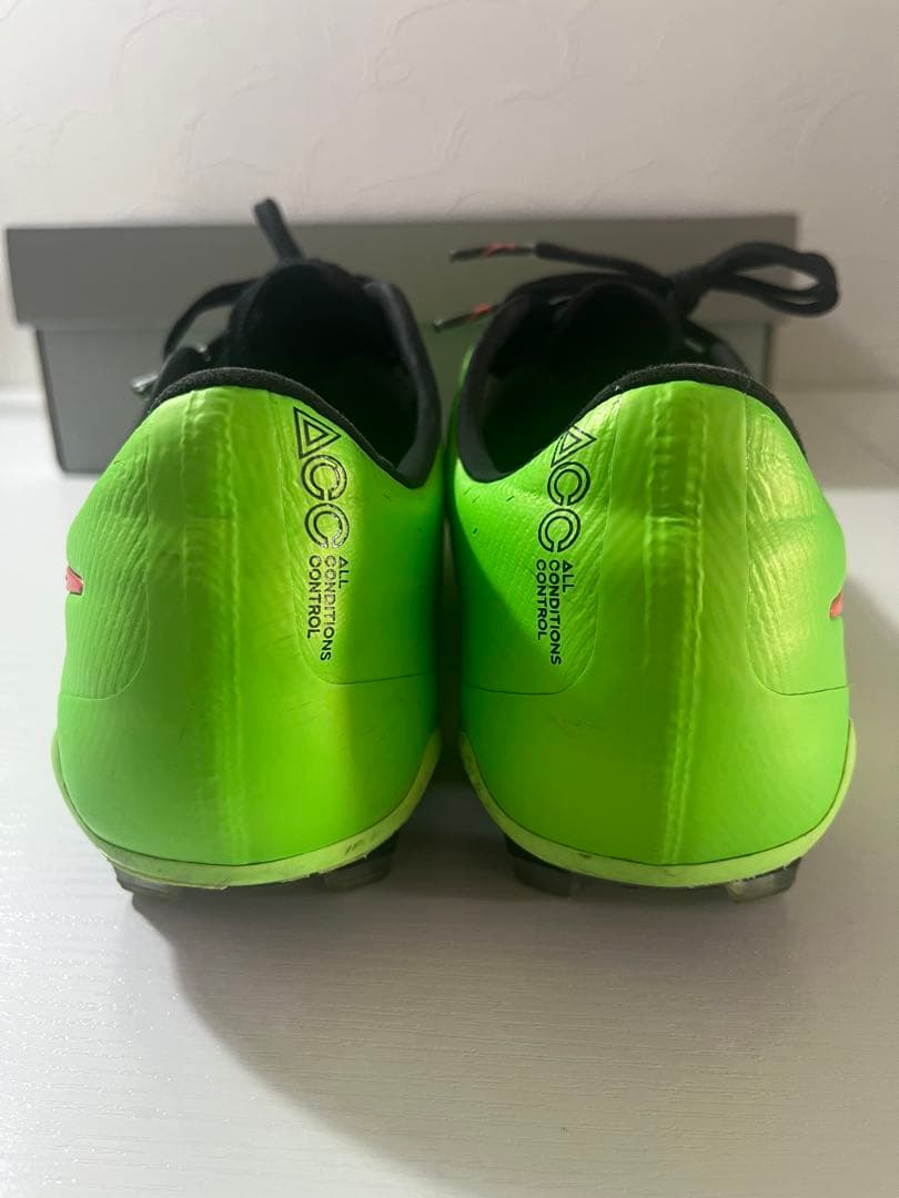 【美品】　ナイキ　ファントムヴェノム　FG 26cm 美品