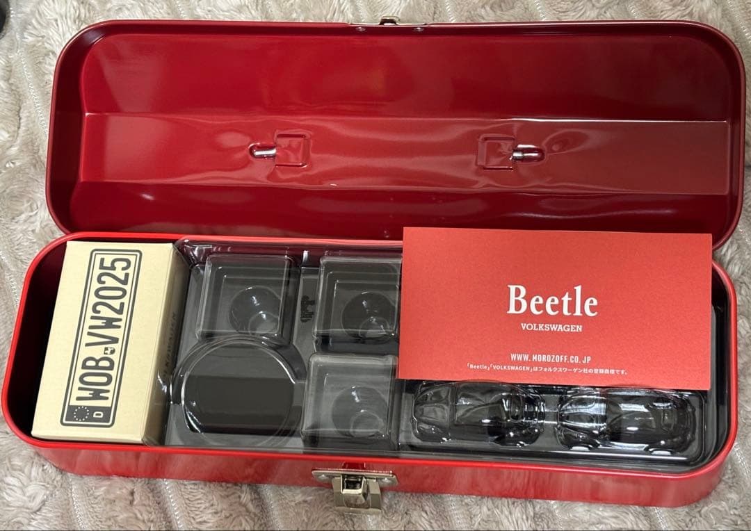 モロゾフ スチールコンテナ 2026 (未開封)& 2025(チョコ無し)