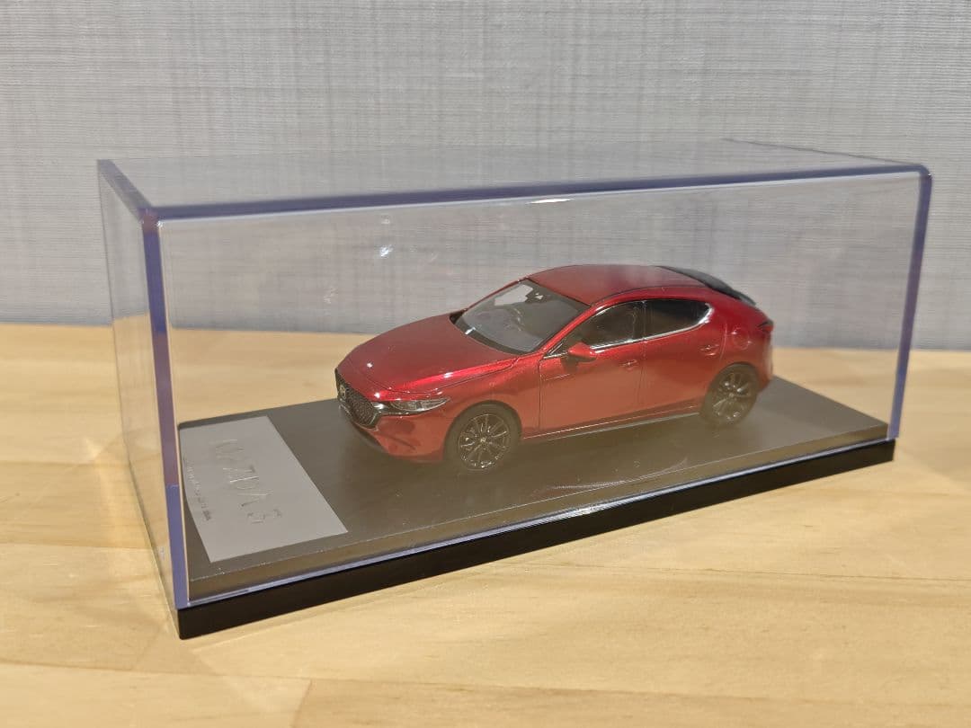 マツダ 1/43 MAZDA3 ファストバック ソウルレッド
