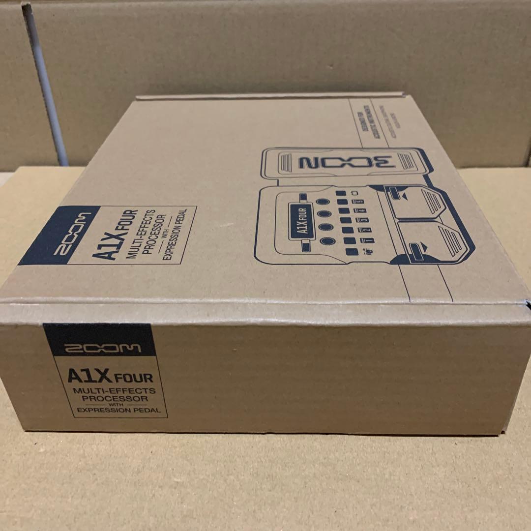 新品　ZOOM ズーム A1X FOUR アコースティック　マルチエフェクター