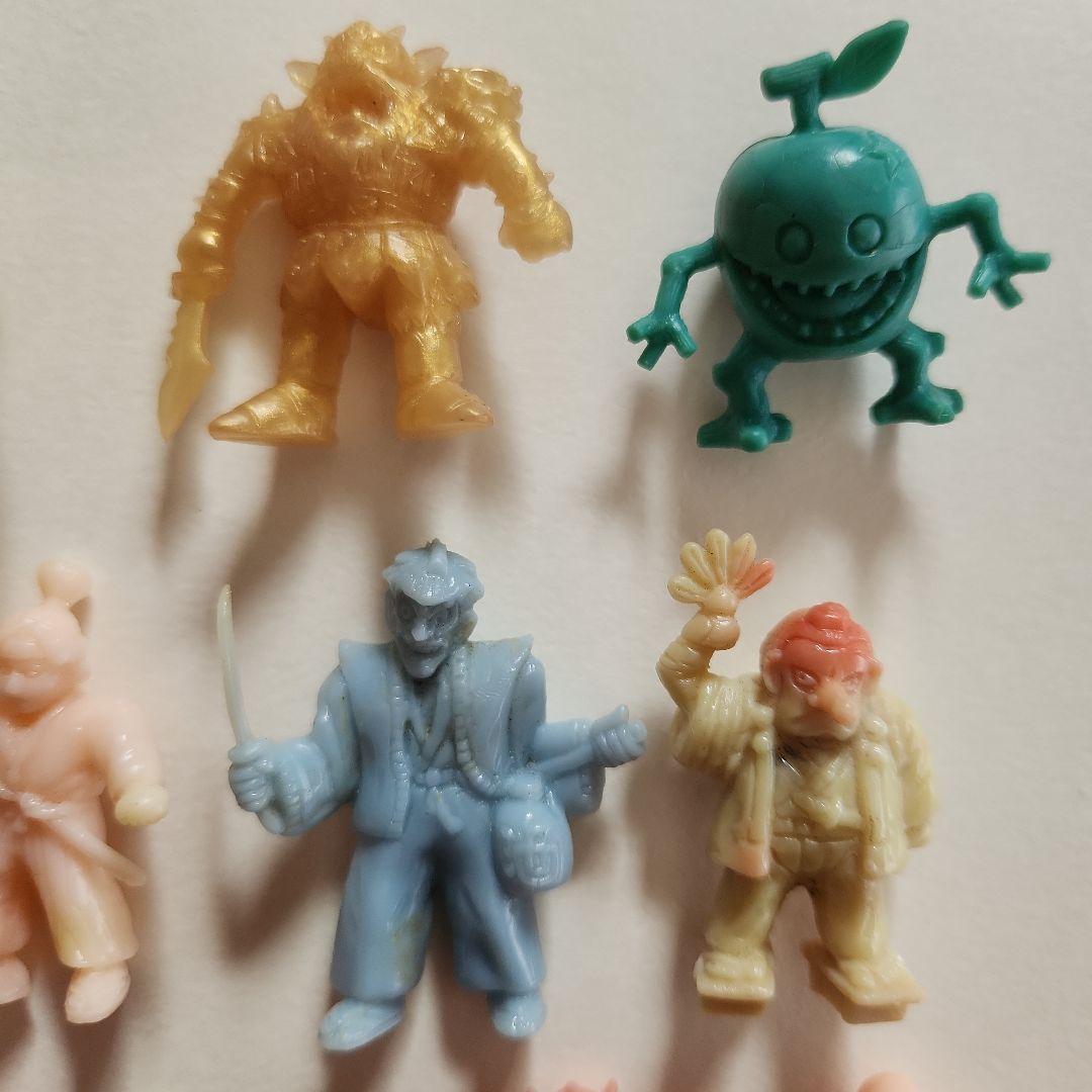 ネクロスの要塞　フィギュア　食玩