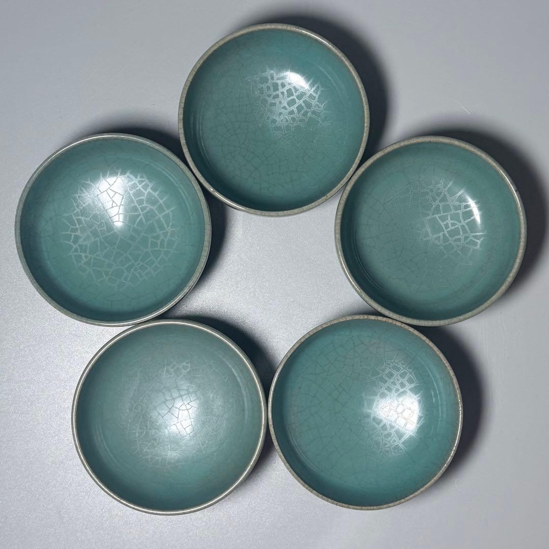 初代　松本佩山　本人作　青磁小服茶碗　共箱　翡翠色　上品な貫入　希少な器