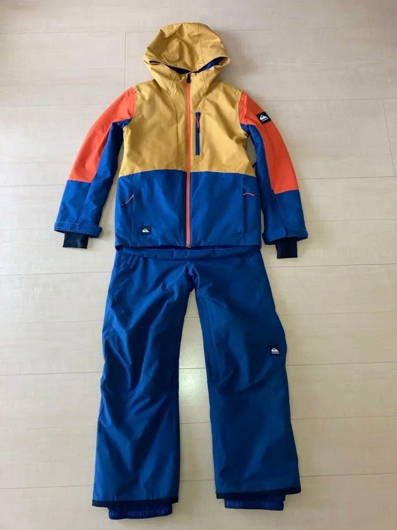 クイックシルバー　スノーボード用ウェア