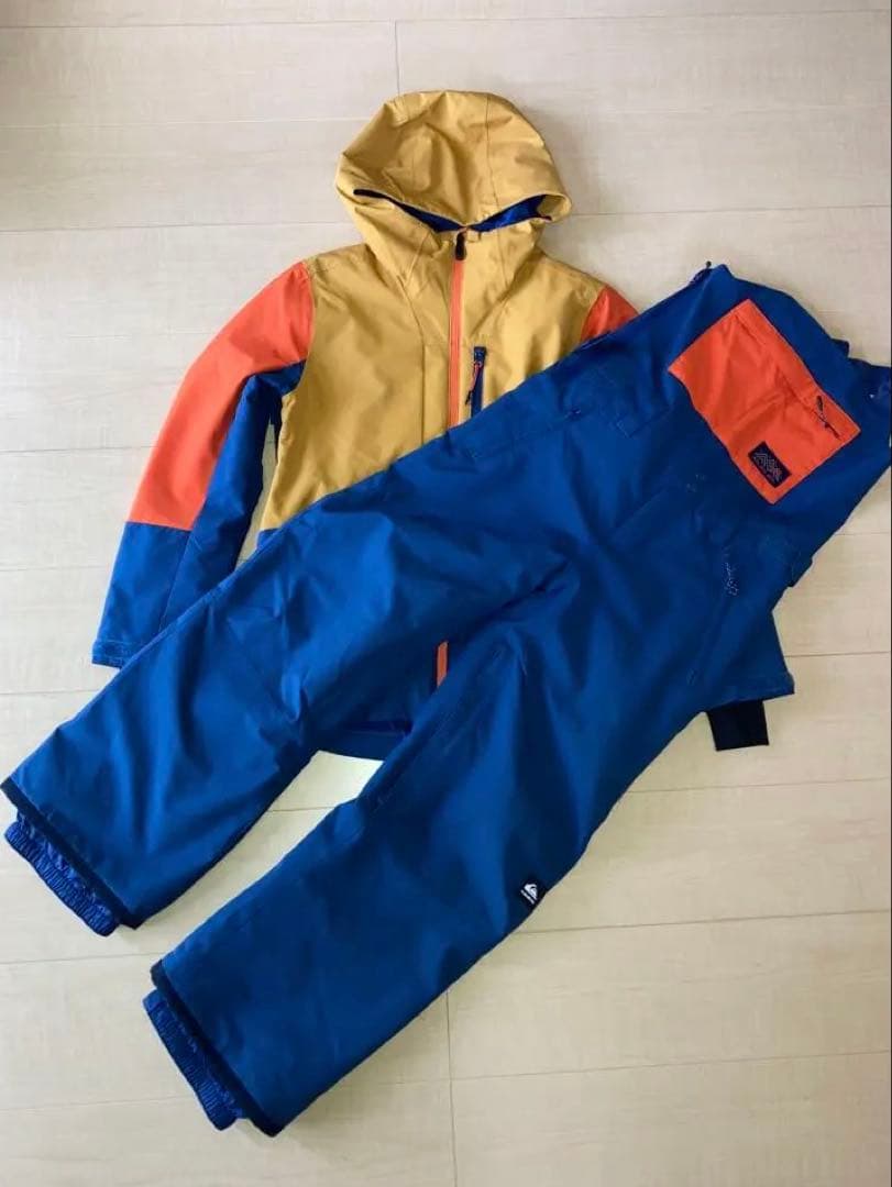 クイックシルバー　スノーボード用ウェア