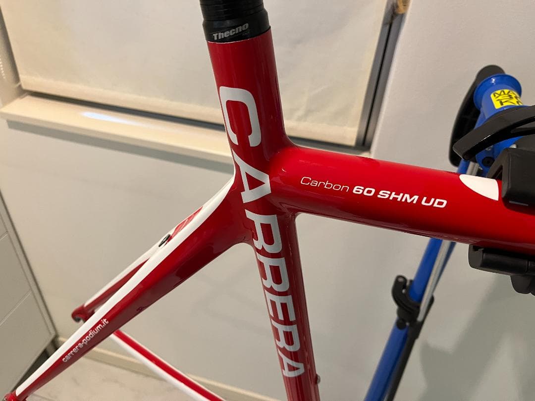 【美品】　CARRERA VELENO カレラ カーボンフレーム