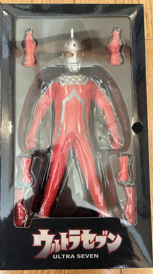 【値下げ】新品 未開封 ウルトラセブン 1/6フィギュア メディコムトイ RAH