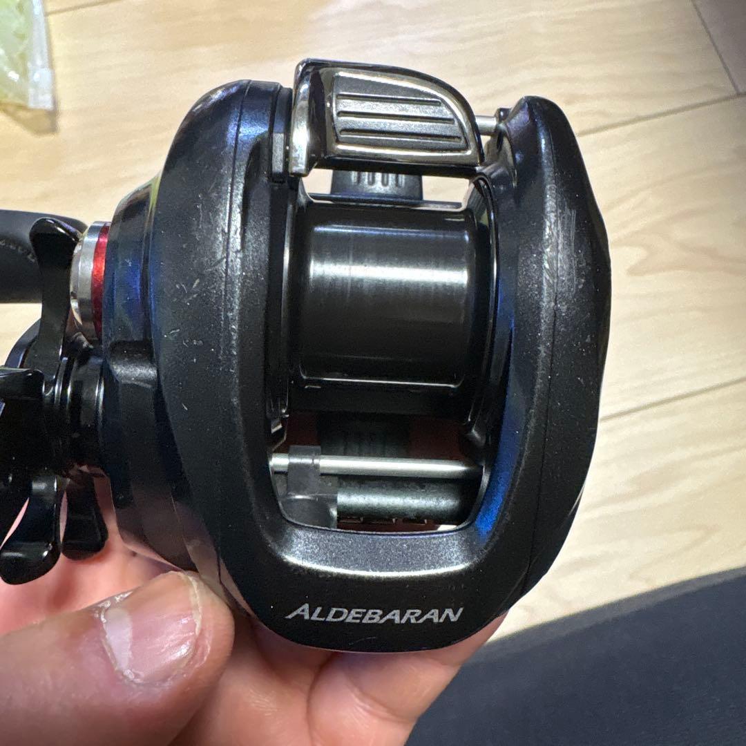 シマノ　12アルデバランBFS XG 右ハンドル 箱無し