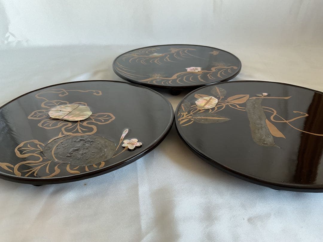 古い「金・銀泥と貝螺鈿の銘各盆5客」/光琳蒔絵