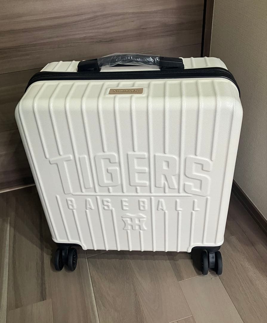 【未使用】阪神タイガース キャリーケース(非売品)