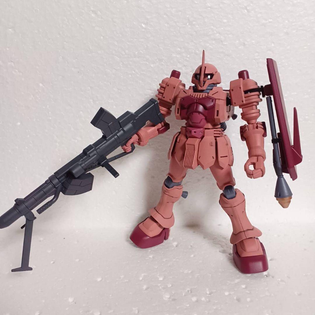 HG1/144ヅダ、グフ　シャア専用カラー風塗装作品