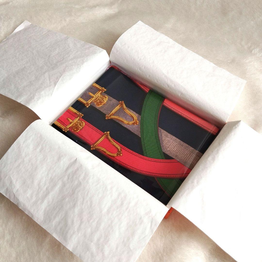 【エルメス】新品　カヴァルカドゥールシルクノート　手帳　M087