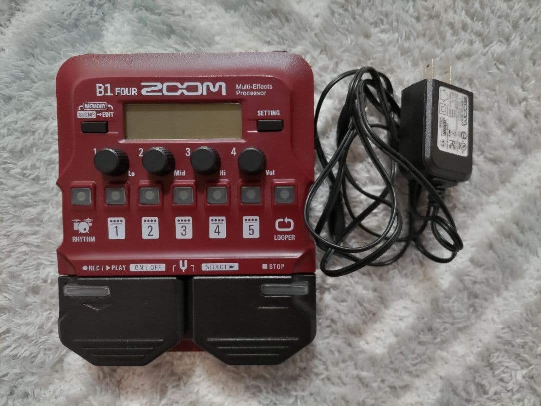 ZOOM B1 FOUR マルチエフェクター　専用アダプター付き