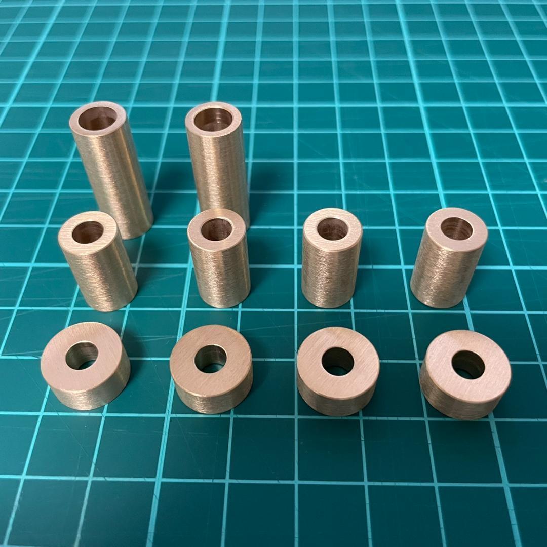 【GUTARA】カーミットチェア同規格×2脚 真鍮スペーサー×2セット