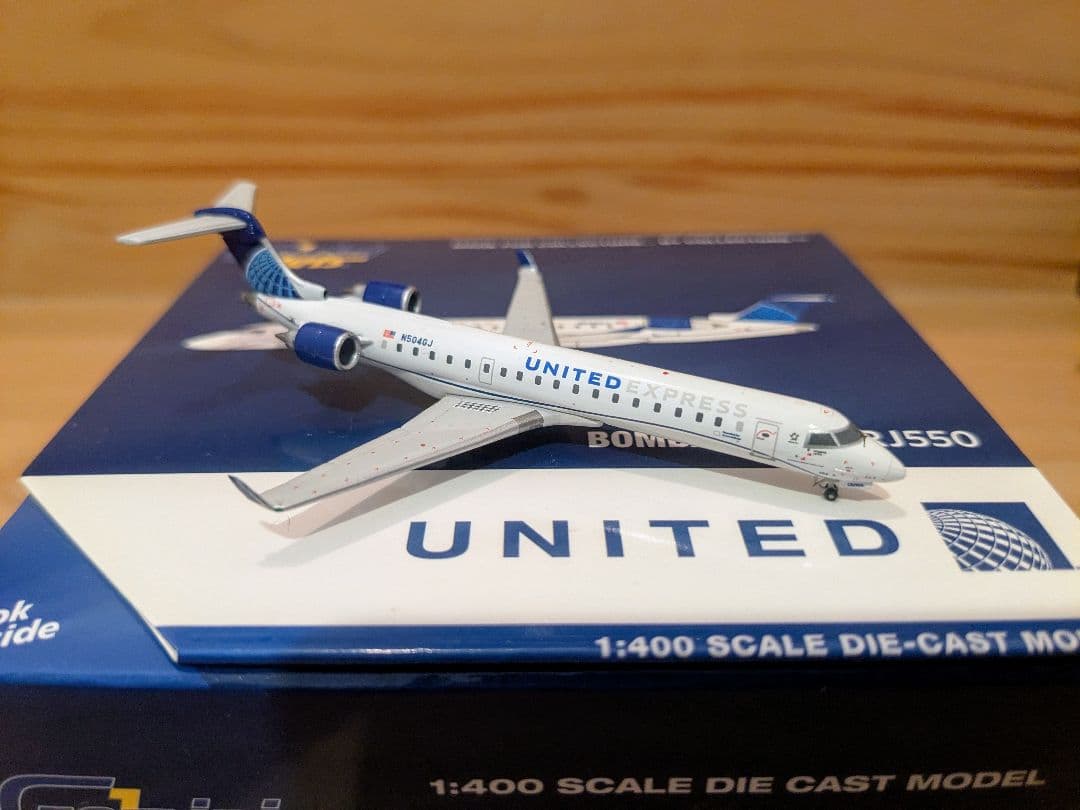 Gemini CRJ Q400 1/400　ジェミニ　ANA JAL