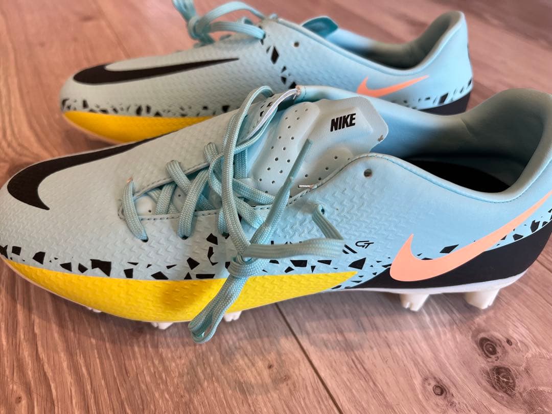 Nike スパイクシューズ ライトブルー