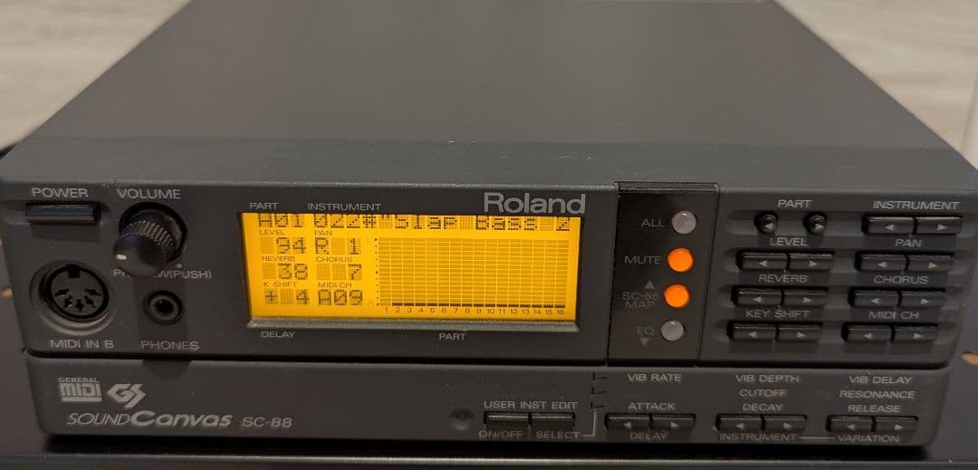 Roland SC-88 Sound Canvas MIDI音源モジュール