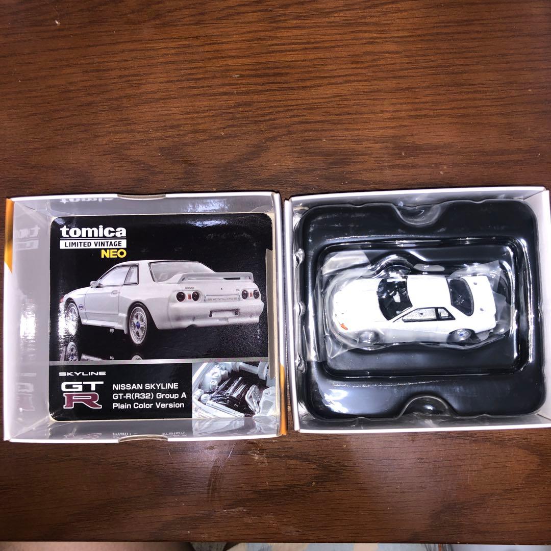 1/64 トミカリミテッドヴィンテージ スカイライン GT-R シンガポール